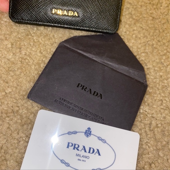 Authentic Prada Saffiano Leather Card Holder - Picture 4 of 6